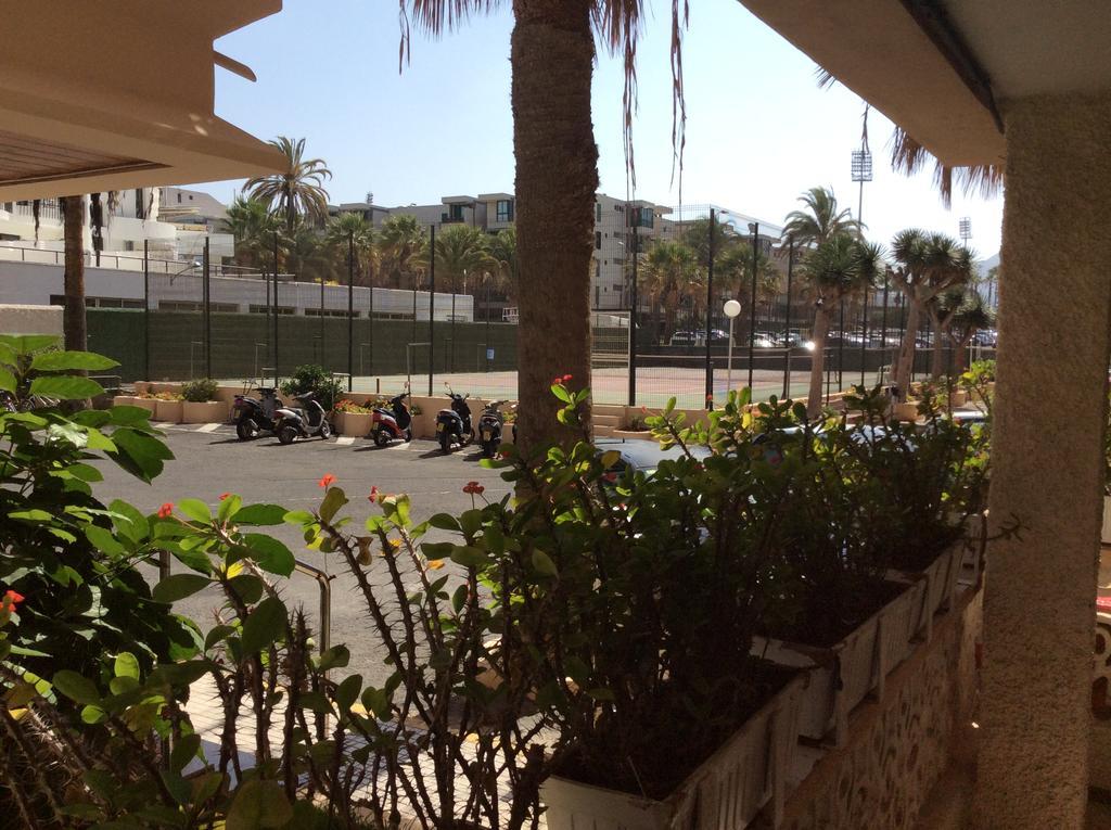 Apartment With Terrace In Playa De Las Americas Extérieur photo